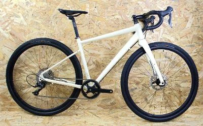 ROYAL BIKE SHOP Vélo De GRAVEL EXS Shimano Sora Disc Mono 9V Beige T46 3 ROYAL BIKE SHOP Vélo De GRAVEL EXS Shimano Sora Disc Mono 9V Beige T46