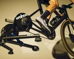 Home Trainer WAHOO KICKR Power Smart V5 9 Home Trainer WAHOO KICKR Power Smart V5 -accessoires de vélo Ventes kickr power smart 3 big